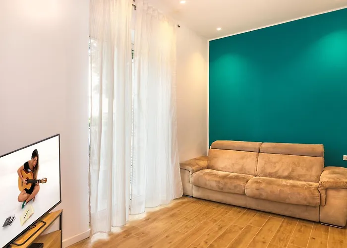 Casa Vacanze Da Antonio Holiday home Viareggio